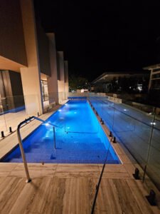 Pool cleaning canberra photo 1