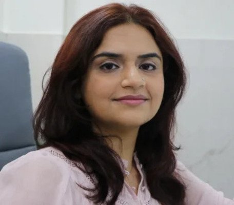 Dr Shruti Handa Cosmetic & Plastic Surgeon In Delhi